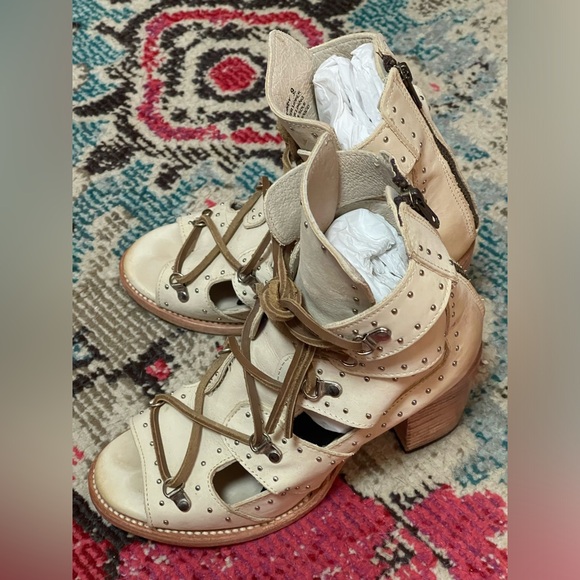 Freebird Brandy sandals - white - 9 - Picture 4 of 11